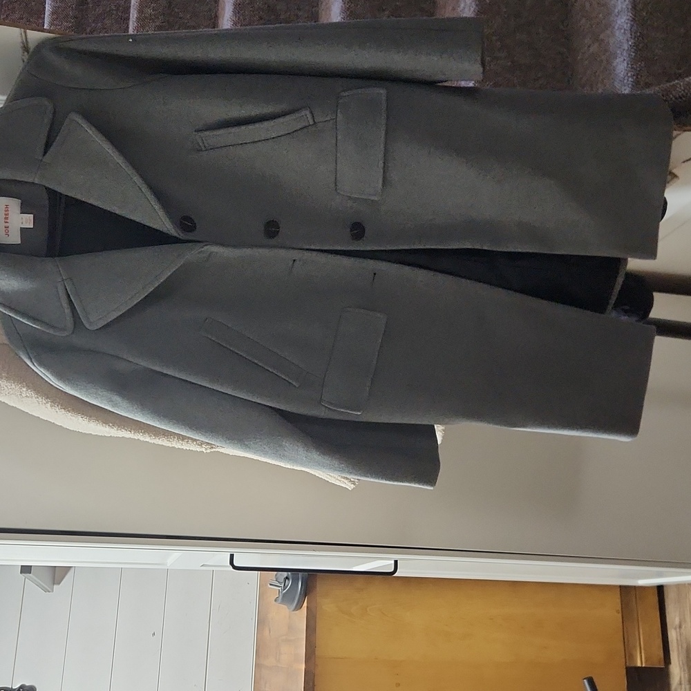 Coat - Picture 4 of 4